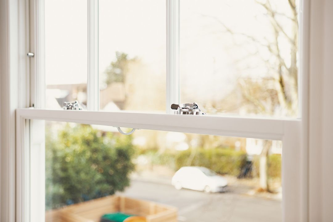 sliding sash window